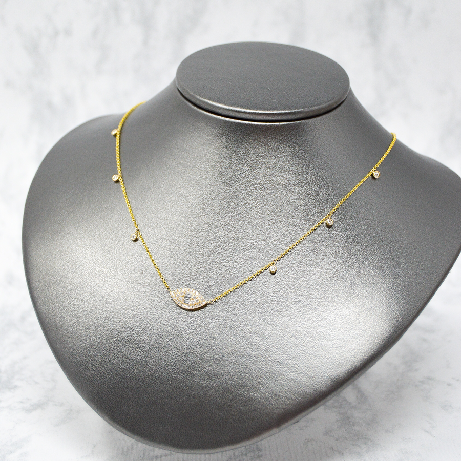 COLLAR OVALO DIAMANTES