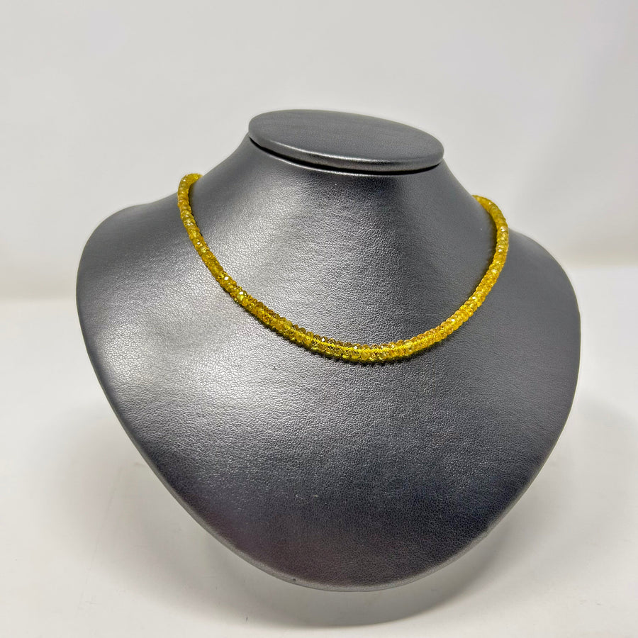COLLAR ZAFIRO AMARILLO