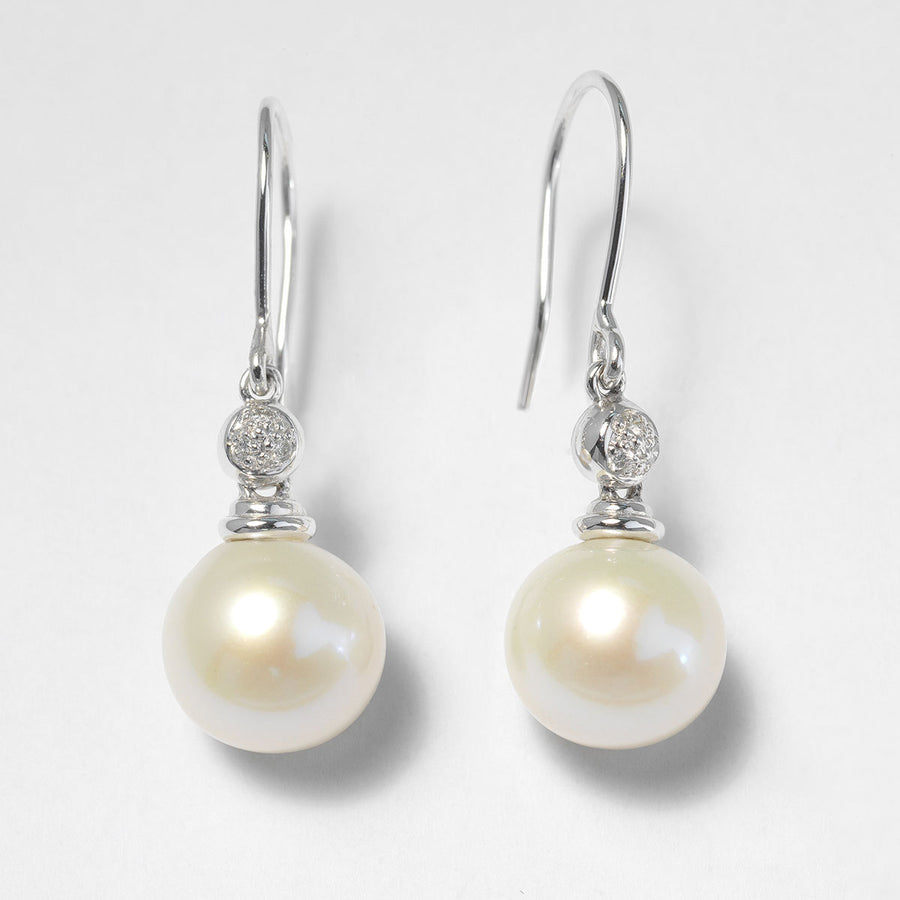 ARETE COLGANTE CON PERLA