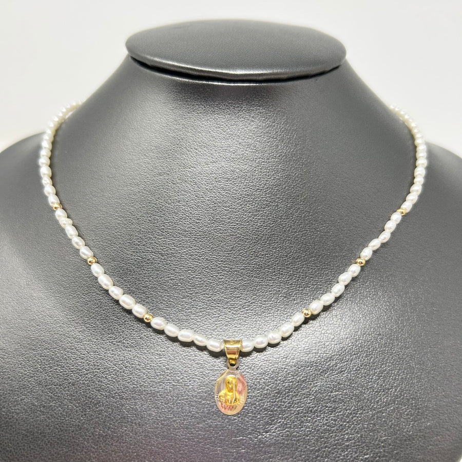 COLLAR PERLA CULTIVADA MEDALLA